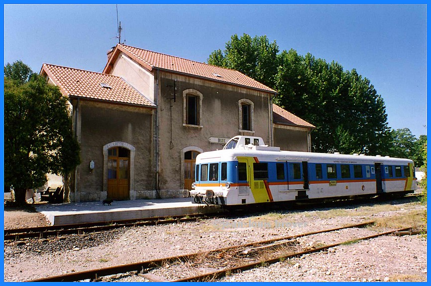 X3800 du train du Minervois..jpg